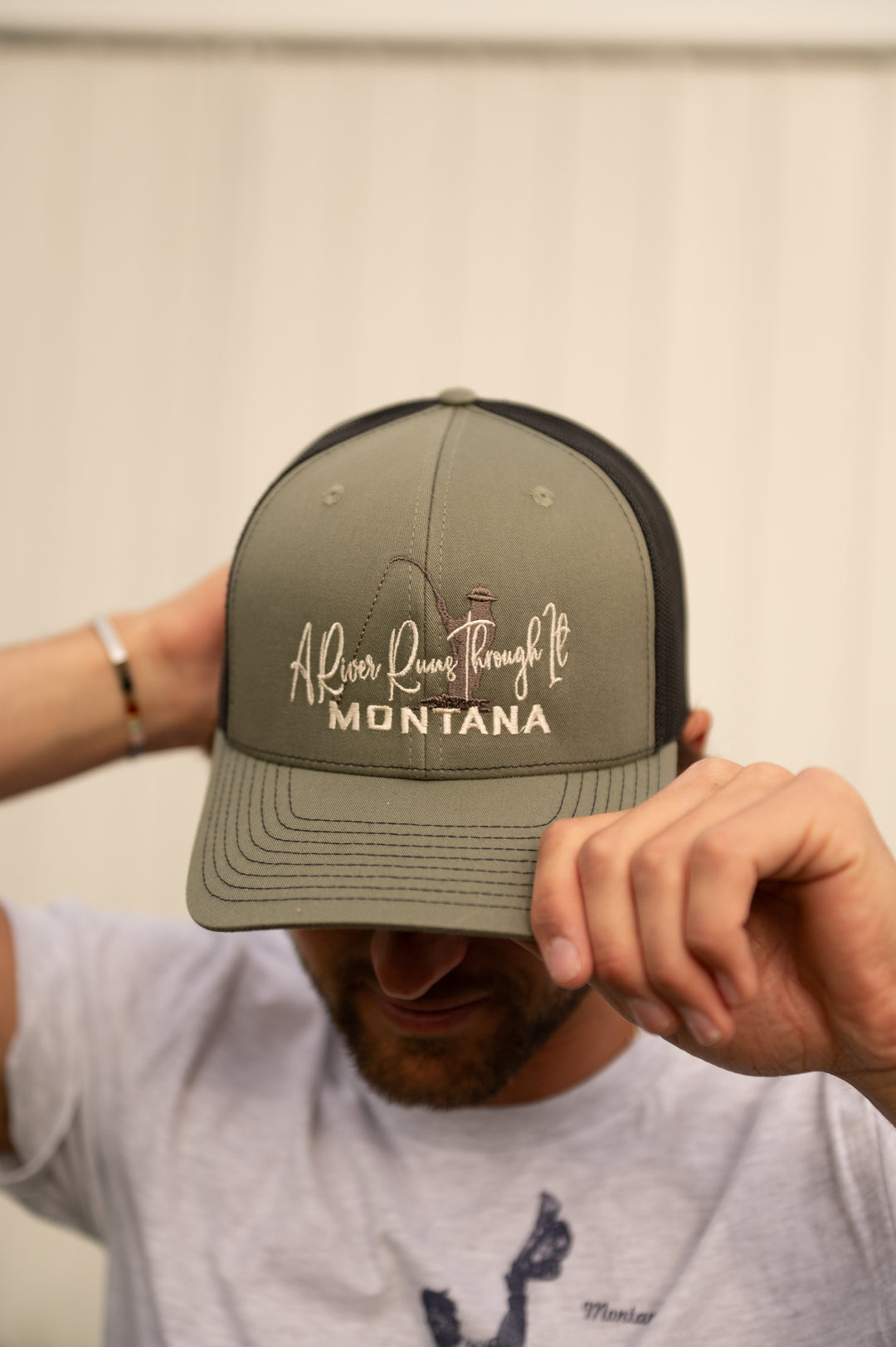 RIVER RUNS GRN/BLK TRUCKER HAT